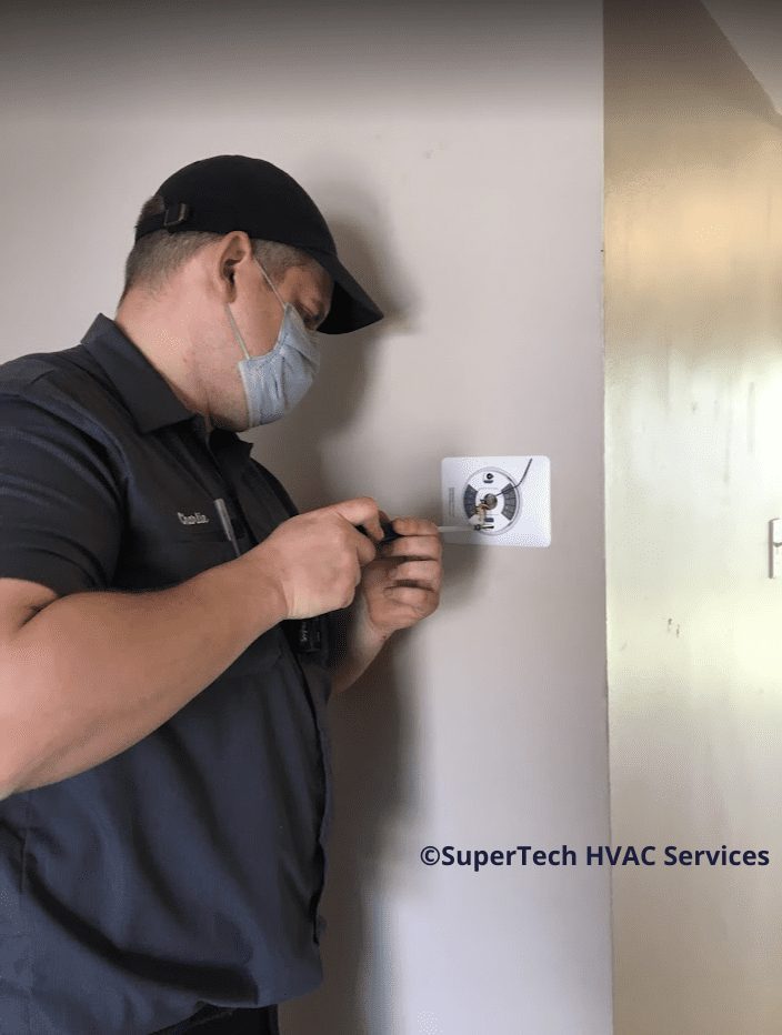 Charlie fixing thermostat st Charlie fixing thermostat